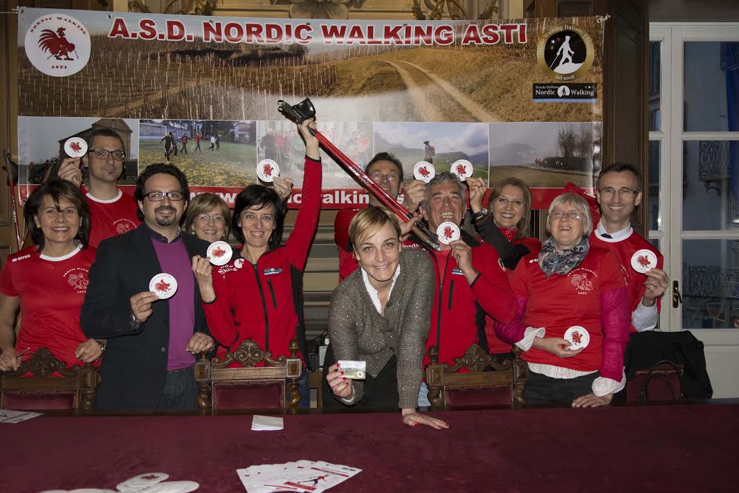 Nato ad Asti il gruppo di camminatori Nordic Walking