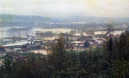 A 20 anni dall’alluvione ad Asti una fiaccolata e l’esercitazione degli alpini