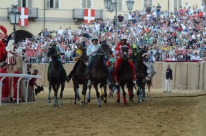 Palio 2014. Tutto pronto per la terza batteria