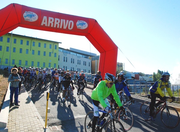 Torna la Pedalatamica per sostenere il volontariato in oncologia