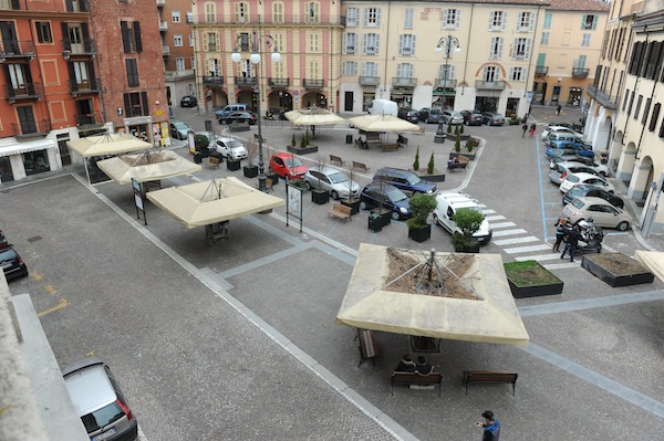 Commercianti contrari alla chiusura al traffico di via Quintino Sella e piazza Statuto