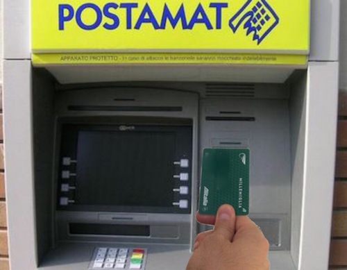 Postamat truccato non eroga denaro