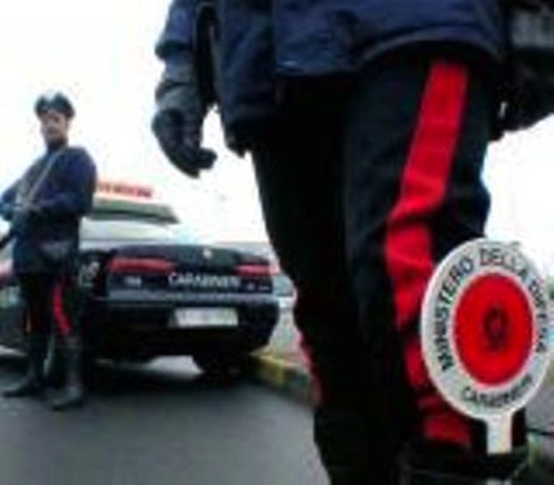 Lucciola e cliente denunciati dai carabinieri di Costigliole d’Asti