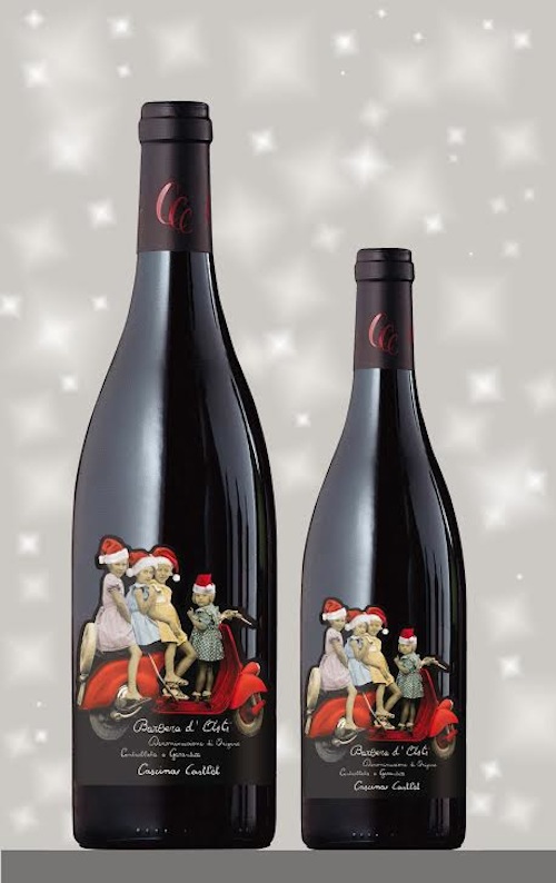 Una rossa con il cuore di Natale: edizione limitata dell’etichetta Barbera Vespa di Cascina Castlèt