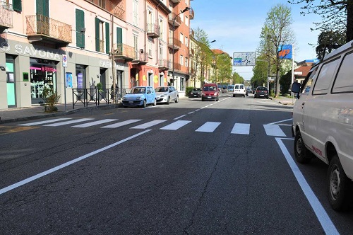 Nuova segnaletica orizzontale per le strade della provincia di Asti