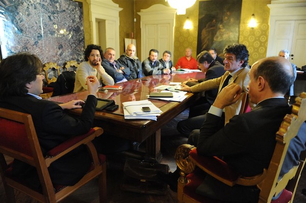 Tagli al trasporto pubblico astigiano. Incontro Asp, sindacati e Comune: tutto da rifare