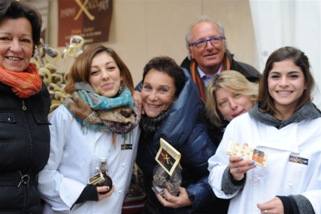 Tutte le immagini della Fiera del Tartufo ad Asti