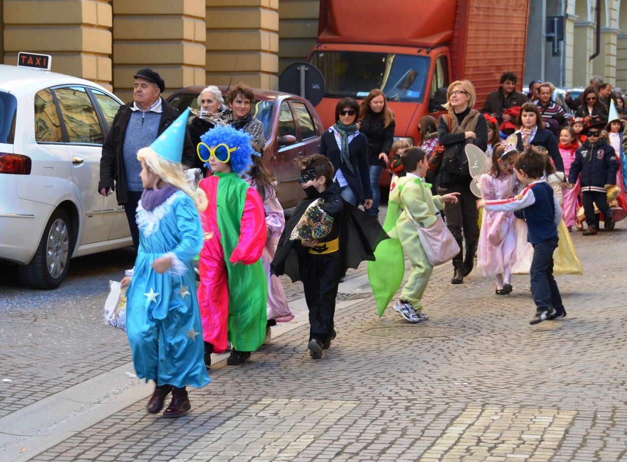 Domenica il Carnevale a Costigliole d’Asti