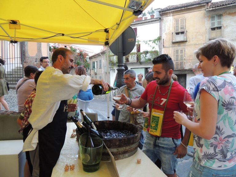 Tutto pronto per Il Canelli e i colori del vino