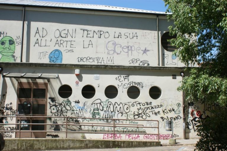 “Ecco dove vorrei colorare la città”. Le segnalazioni per passare dal muro al murales