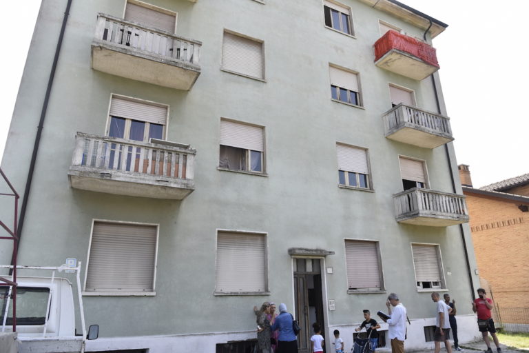 Sgomberata la palazzina occupata di strada Fortino