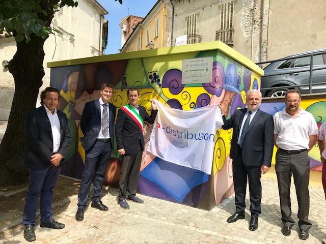 L’energia di Enel incontra la street art nelle terre del Moscato