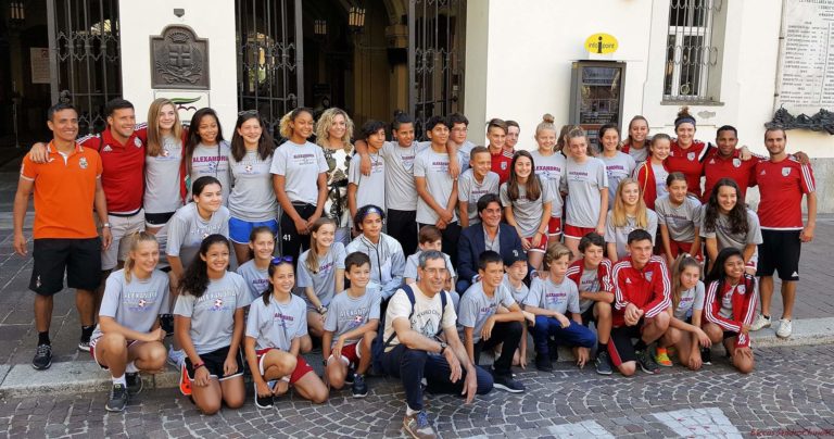 Delegazione di giovani sportivi statunitensi ricevuta in municipio ad Asti