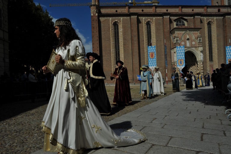 Tutto pronto per la sfilata del Palio: ecco i temi dei borghi e dei rioni