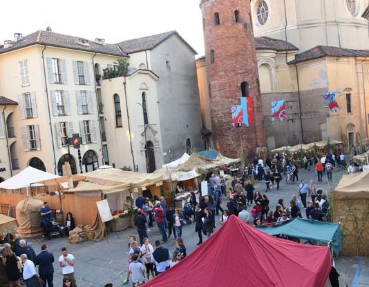 Asti, tutto pronto per il ventennale di Arti e Mercanti