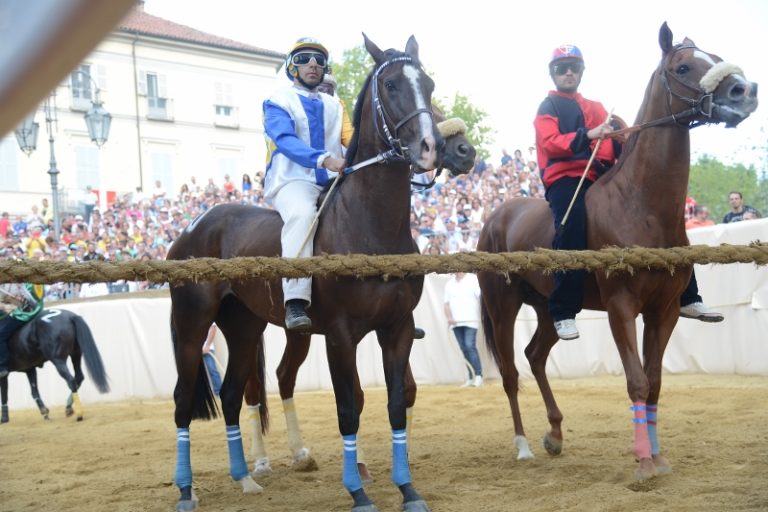 Palio di Asti 2017: la fotogallery della seconda batteria