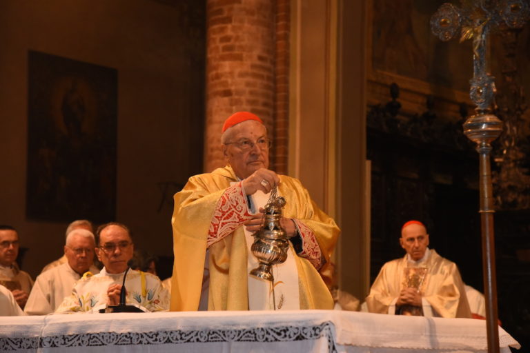 Il cardinale Sodano compie 90 anni e festeggia in San Secondo “in famiglia”