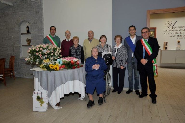 Un fine anno ricco di centenari nell’Astigiano