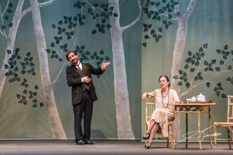 Domenica 10 dicembre al Teatro Alfieri “Il Berretto a sonagli” di Sebastiano Lo Monaco