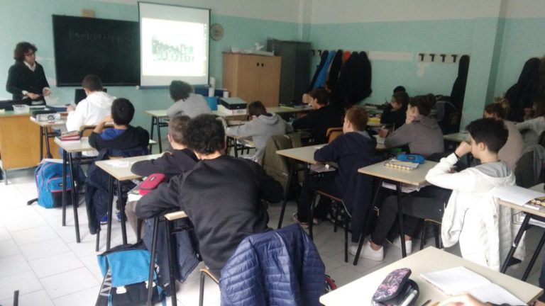 Trecento studenti raccontano la scultrice nicese Claudia Formica e il suo tempo