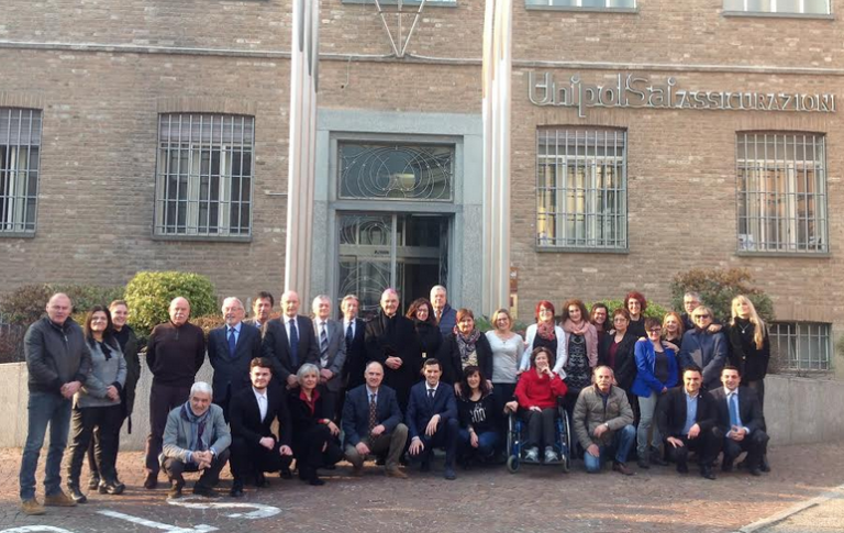 Il vescovo per il primo compleanno della nuova agenzia Assilab di UnipolSai Asti