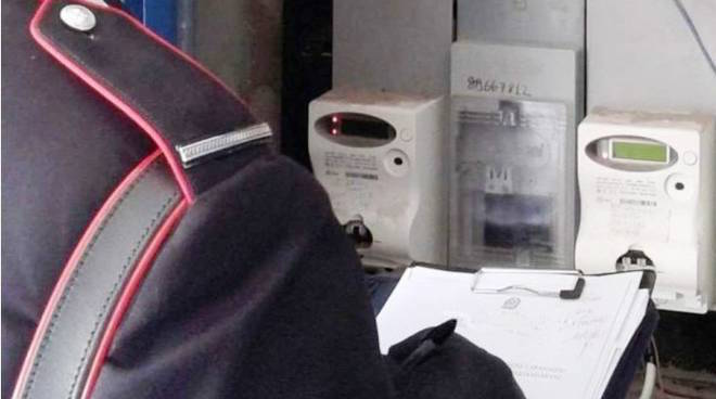 Da sei anni è allacciato abusivamente alla rete elettrica: ristoratore di Canelli arrestato dai carabinieri