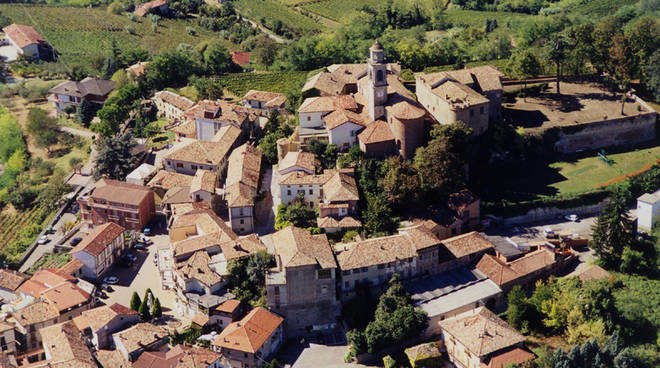 Dal 5 luglio “Calosso c’è”, tra eventi enogastronomici e culturali