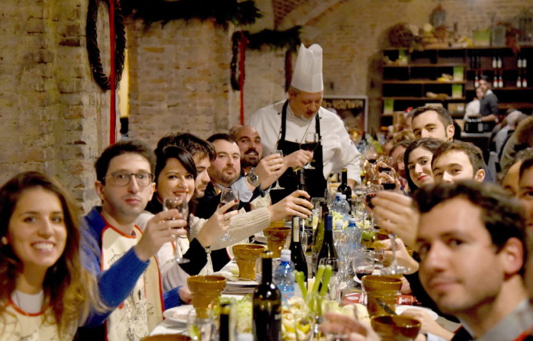 Ad Asti, in Piemonte e nel mondo torna il Bagna Cauda Day