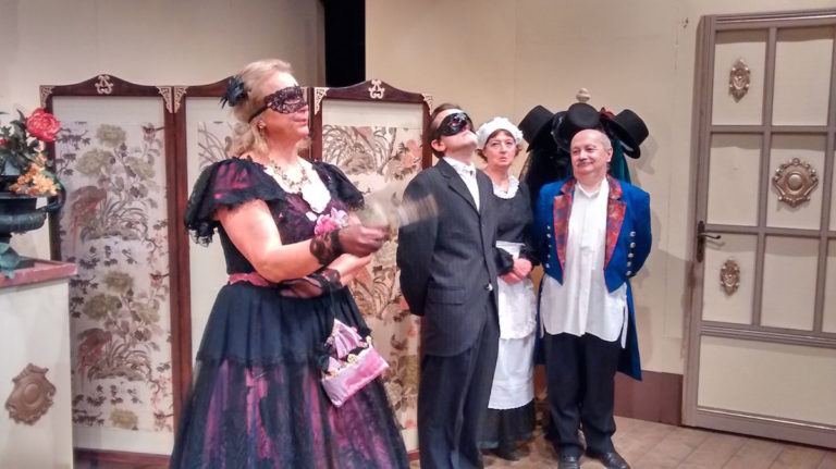 A Moncalvo continua la stagione teatrale in lingua piemontese con “La valada dal vin balarin”