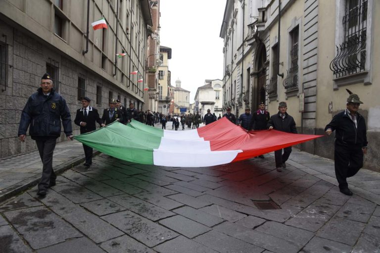 Asti, un pensiero ai caduti nel Giorno dell’Unità Nazionale e Giornata delle Forze Armate