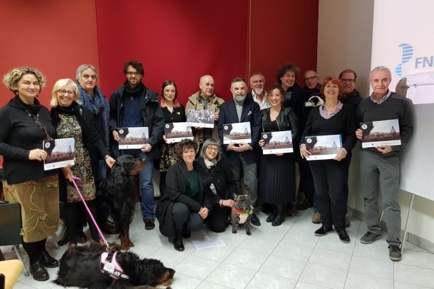 Asti, i veterinari posano per il “calendario bestiale 2019”