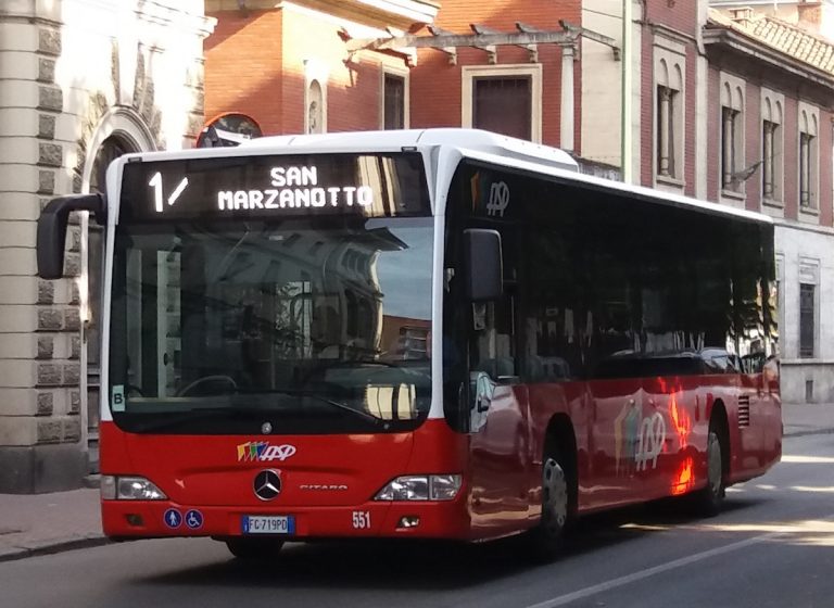 Da lunedì 10 dicembre variazioni di percorso dei bus di Asp per lavori alla rotonda tra via Foscolo e via Marello