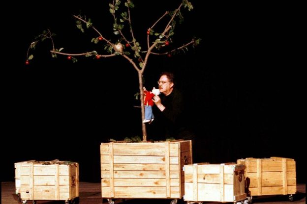 “Il melo gentile” in teatro a Costigliole