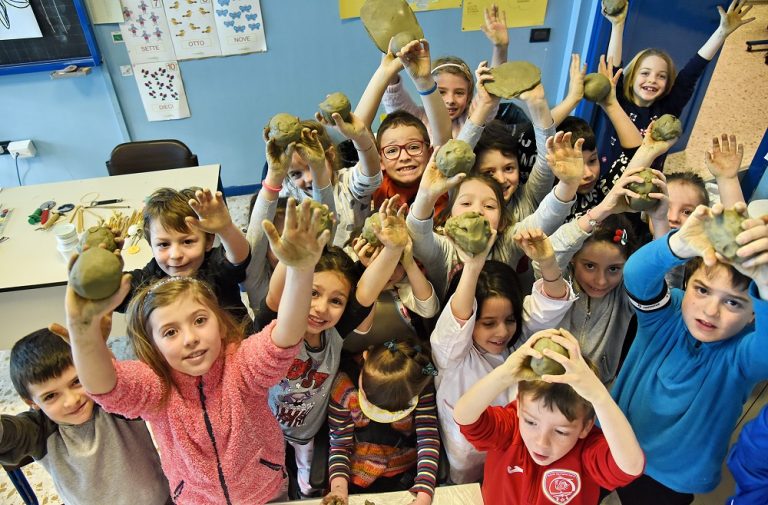 Alla scoperta di Italia Bellissima: un progetto di arti antiche che coinvolge tre scuole elementari astigiane