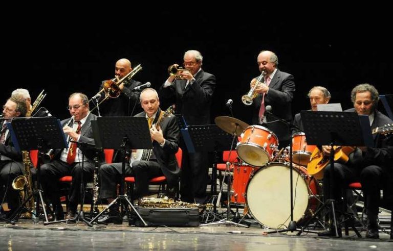 Si festeggiano i vent’anni di Mobil Swing Band ad Asti in Biblioteca