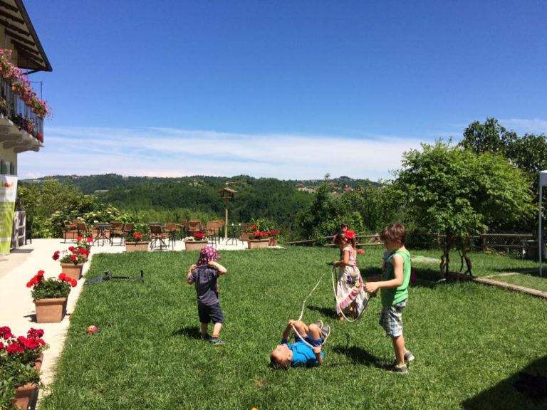 Ad Albugnano il seminario “Come aprire un asilo nel bosco”