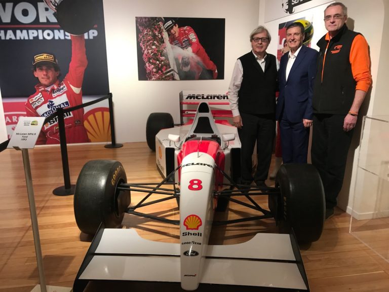 Vittorio Sgarbi ad Asti per la mostra su Ayrton Senna