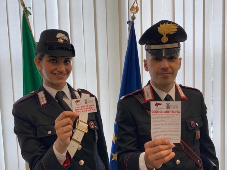 Asti, dai carabinieri un adesivo per combattere le truffe