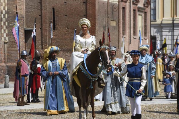 Asti, si dimette in blocco il Collegio dei Rettori del Palio