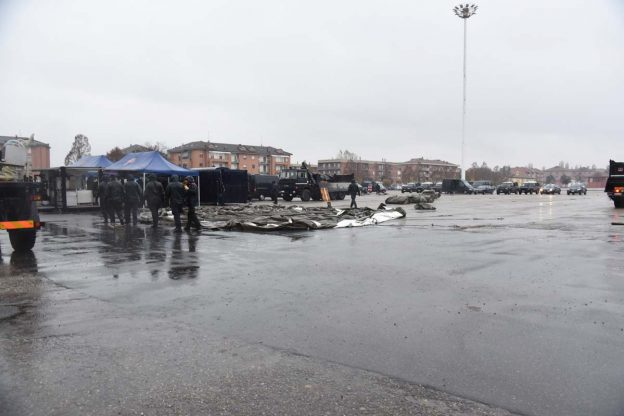 Asti, esercitazione “alluvionale” dei carabinieri in piazza D’Armi
