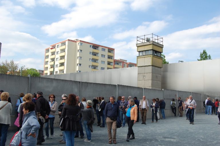 La caduta del Muro 30 anni dopo: studenti astigiani approfondiscono con l’Israt