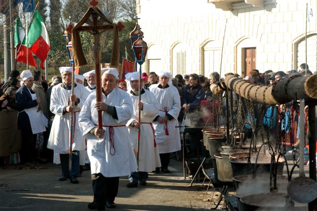 Tradizione e solidarietà con la Fagiolata di San Defendente