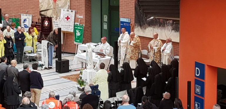 Asti, grande partecipazione alla messa in ospedale per la Giornata del Malato