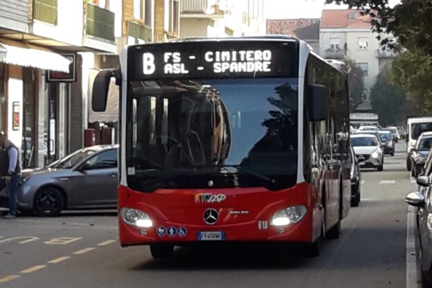 Gli autobus di Asp non circolano il 25 aprile e il 1° maggio