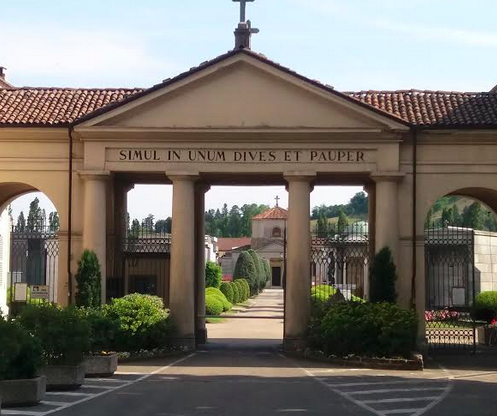 Riduzione dei canoni concessori per il loculi in settima fila al cimitero urbano