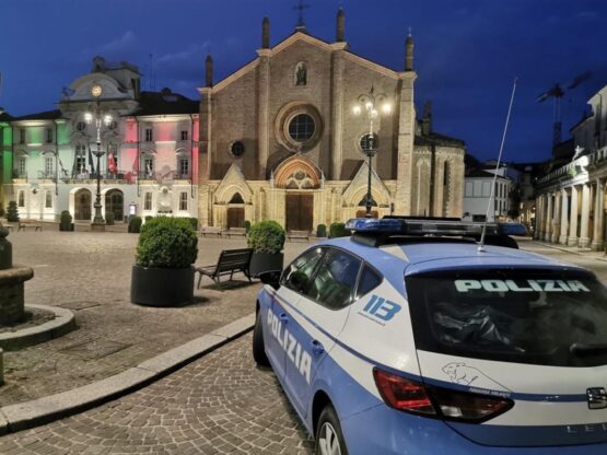 polizia - piazza san secondo - asti