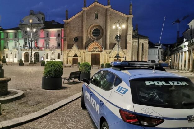 Ammonimento per il gestore di un bar del centro