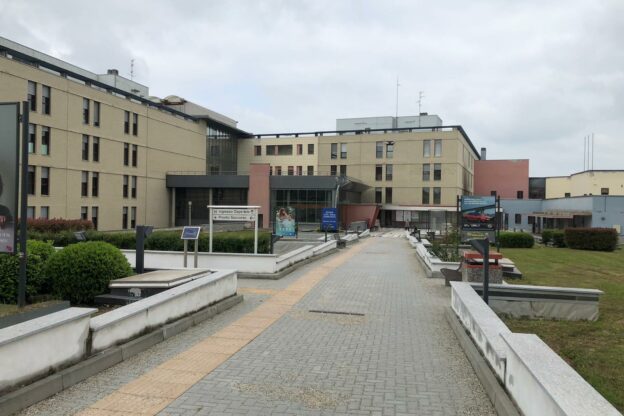 Asti, 10 positivi alla Medicina del Massaia: sospese temporaneamente le visite nel reparto