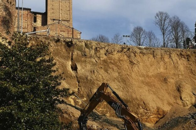 Moncalvo, un anno fa crollava il muro di Corso XXV Aprile. Il sindaco Orecchia: “Uno dei più tragici avvenimenti degli ultimi decenni”