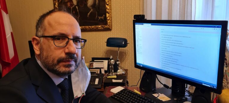 Asti, anche il sindaco vota l’associazione dell’anno 2020